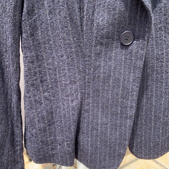Vintage DKNY Charcoal Pinstriped Wool Fitted Blazer - Picture 5 of 11